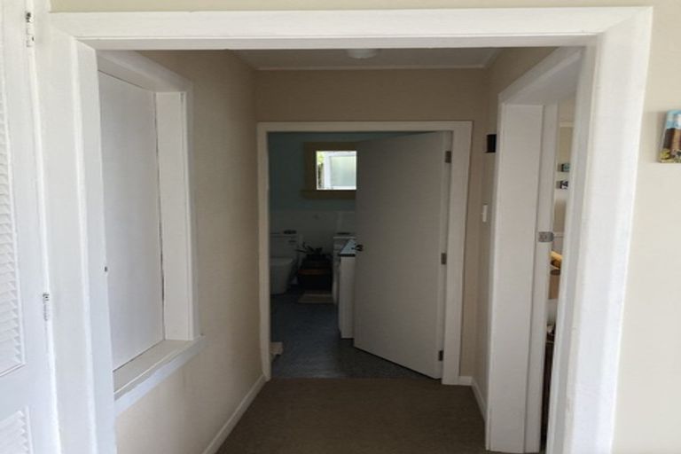 Photo of property in 75a Todman Street, Brooklyn, Wellington, 6021