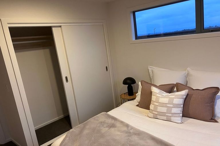 Photo of property in 44 Doug Ledgerwood Drive, Wanaka, 9305