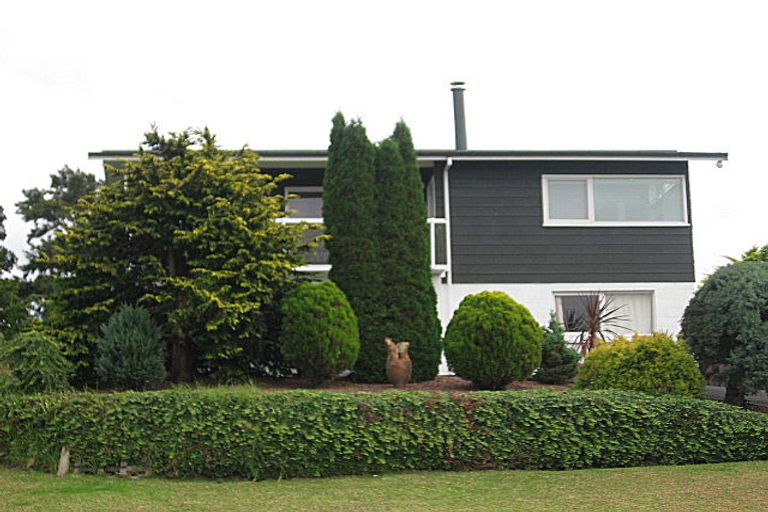 Photo of property in 56 Daffodil Street, Titirangi, Auckland, 0604