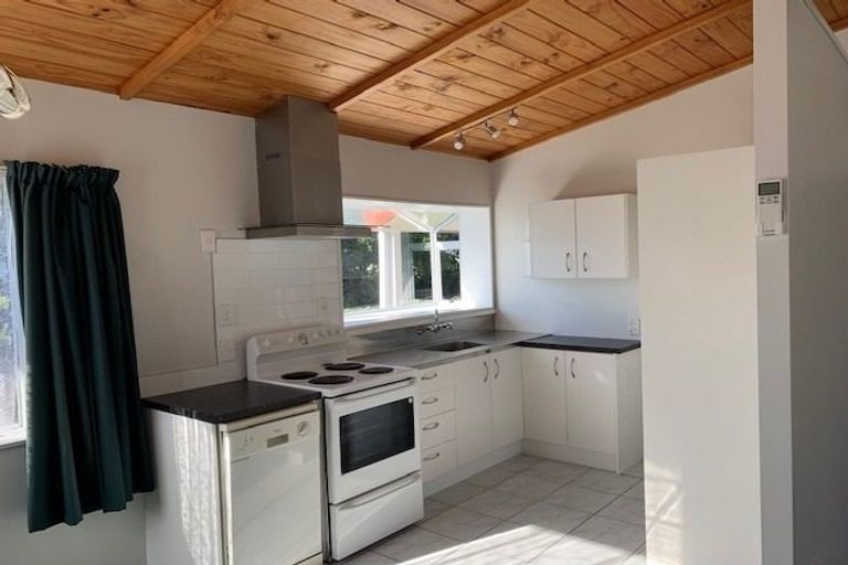 Photo of property in 27a Tuhikaramea Road, Dinsdale, Hamilton, 3204