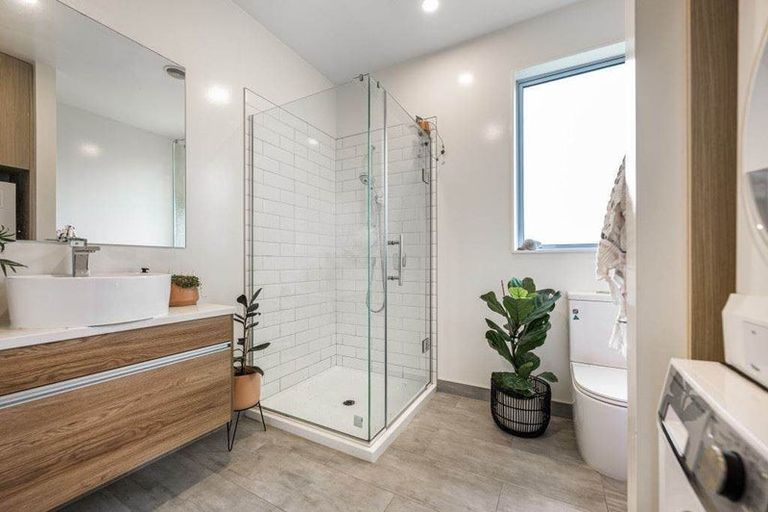 Photo of property in 628 Whangaparaoa Road, Stanmore Bay, Whangaparaoa, 0932