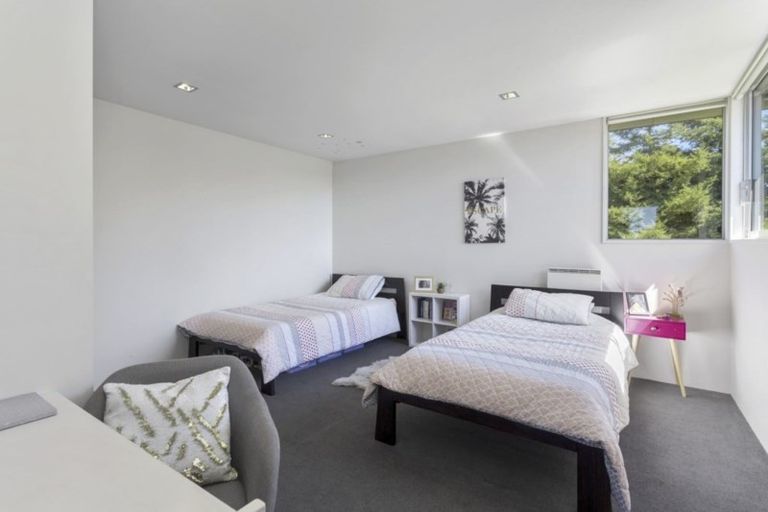 Photo of property in 70 Oakgrove Drive, Rangiora, 7400