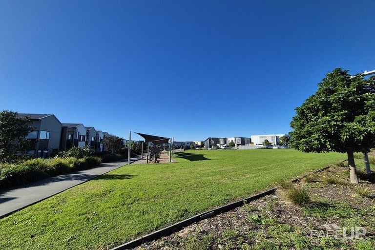 Photo of property in 1/48 Nugget Avenue, Hobsonville, Auckland, 0616
