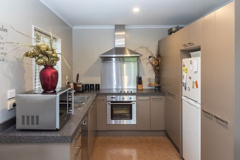 Photo of property in 35a Dampier Street, Woolston, Christchurch, 8023