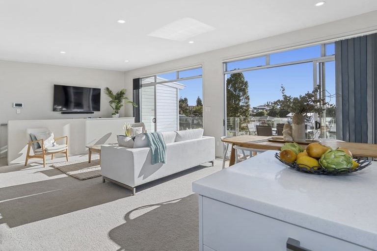 Photo of property in 230a Ngatai Road, Otumoetai, Tauranga, 3110