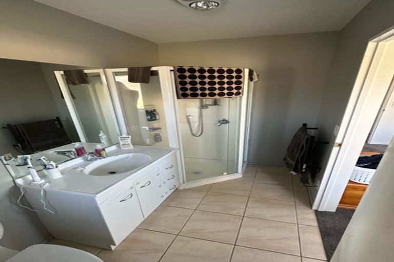 Photo of property in 18 Richard Seddon Drive, Northwood, Christchurch, 8051