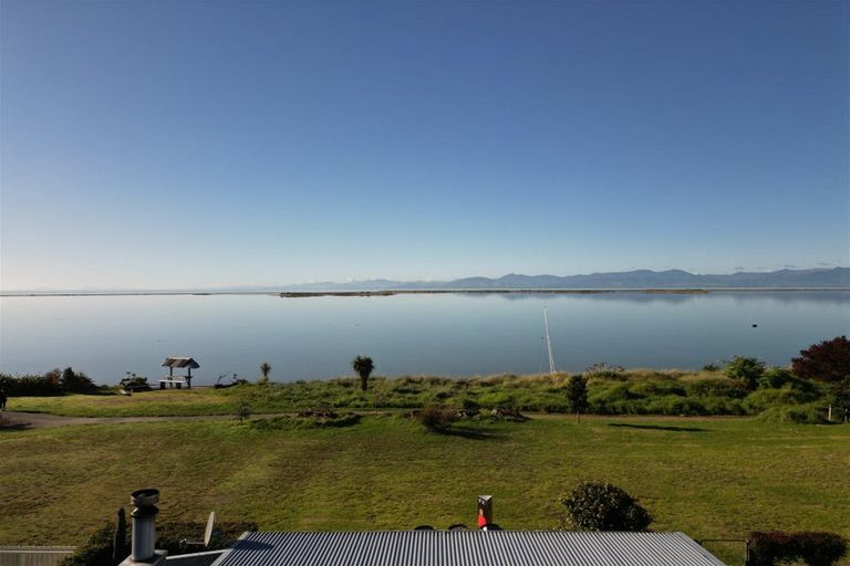 Photo of property in 33 Trewavas Street, Motueka, 7120