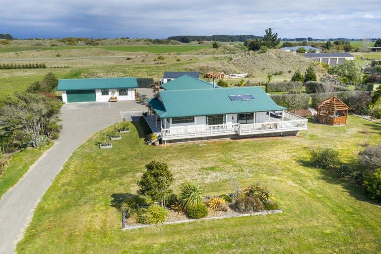 Photo of property in 366 Motuiti Road, Foxton, 4891