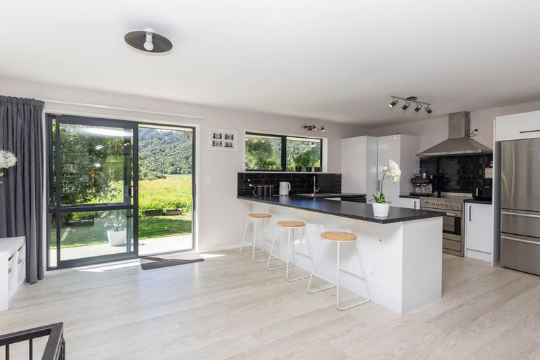 Photo of property in 89a Hall Street, Cobden, Greymouth, 7802