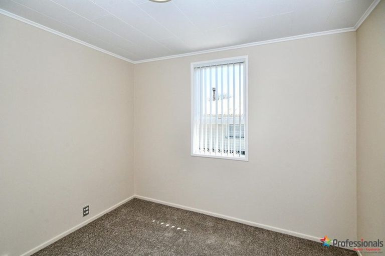 Photo of property in 11 Gardiner Grove, Mangere East, Auckland, 2024