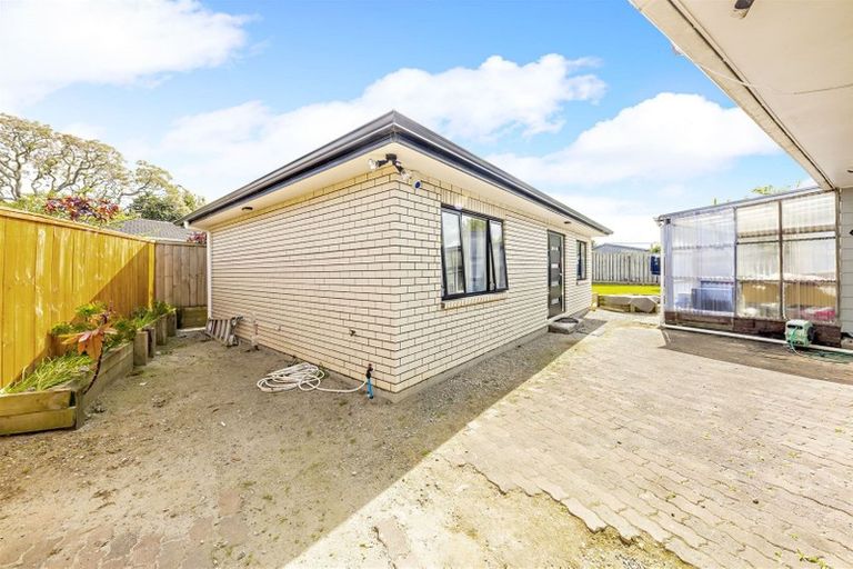 Photo of property in 24 Carter Place, Manurewa, Auckland, 2102
