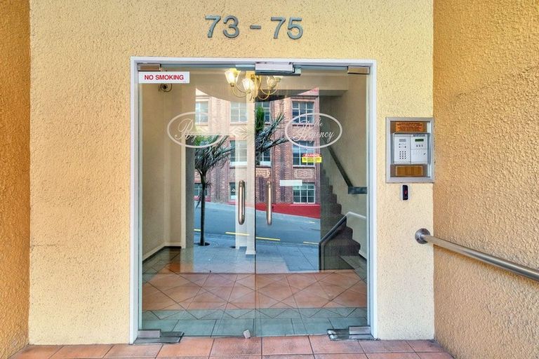 Photo of property in 1 Genesis Place, Flat Bush, Auckland, 2019