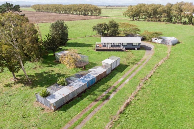 Photo of property in 230 Central Road, Waitakaruru, Thames, 3576