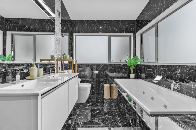 Photo of property in 223a Don Buck Road, Massey, Auckland, 0614