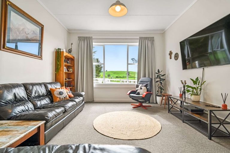 Photo of property in 56 Tapairu Road, Waipawa, 4275