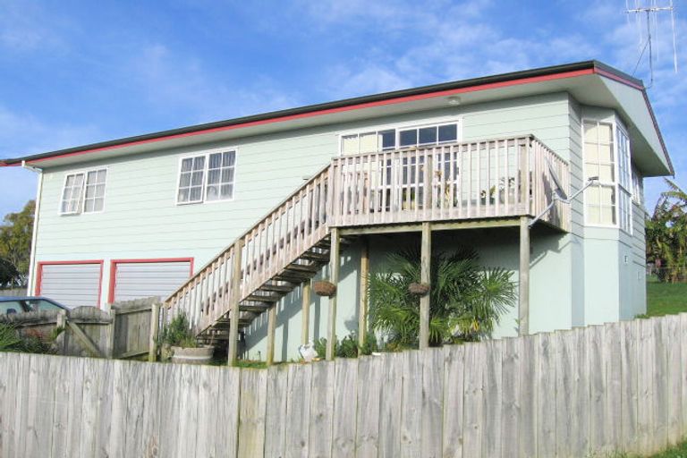Photo of property in 2/77 Station Road, Te Kamo, Whangarei, 0112