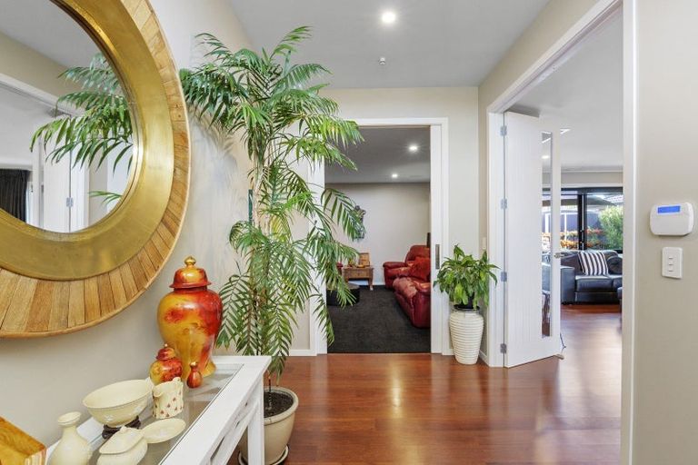 Photo of property in 6 Emma Street, Marshland, Christchurch, 8083