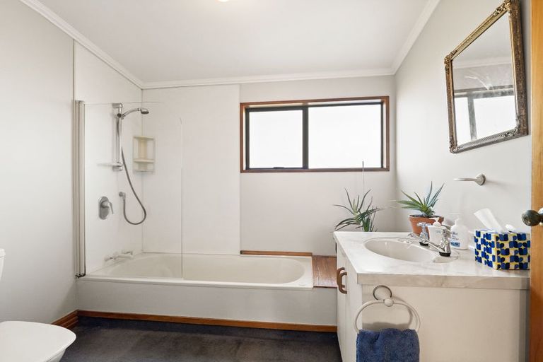 Photo of property in 83 Bush Road, Mosgiel, 9024