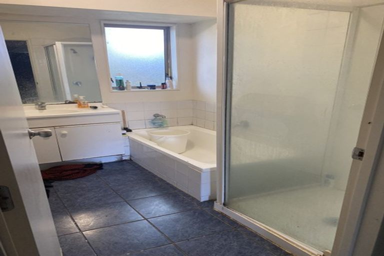 Photo of property in 5 Enuamanu Road, Favona, Auckland, 2024