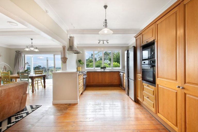 Photo of property in 12 Mildon Road, Waitakere, Auckland, 0782