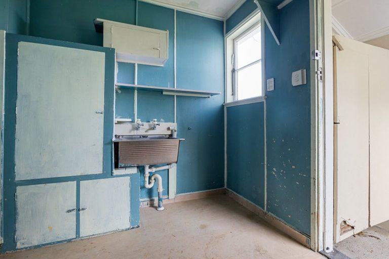 Photo of property in 98 Fairfield Road, Fairfield, Hamilton, 3214