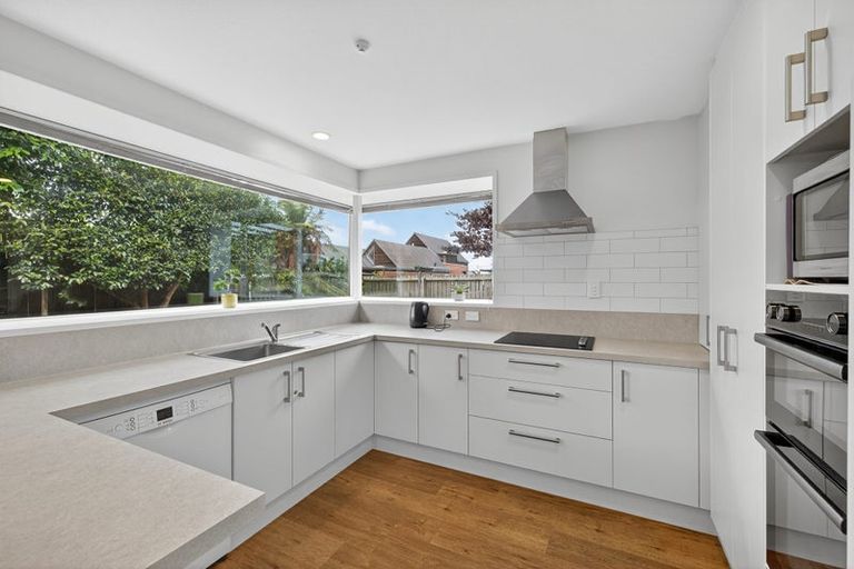 Photo of property in 246 Withells Road, Avonhead, Christchurch, 8042