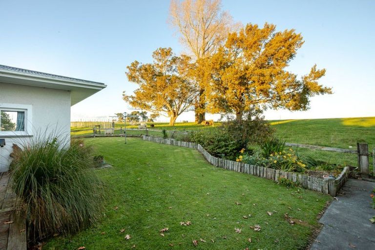 Photo of property in 180 Tipapakuku Road, Dannevirke, 4930