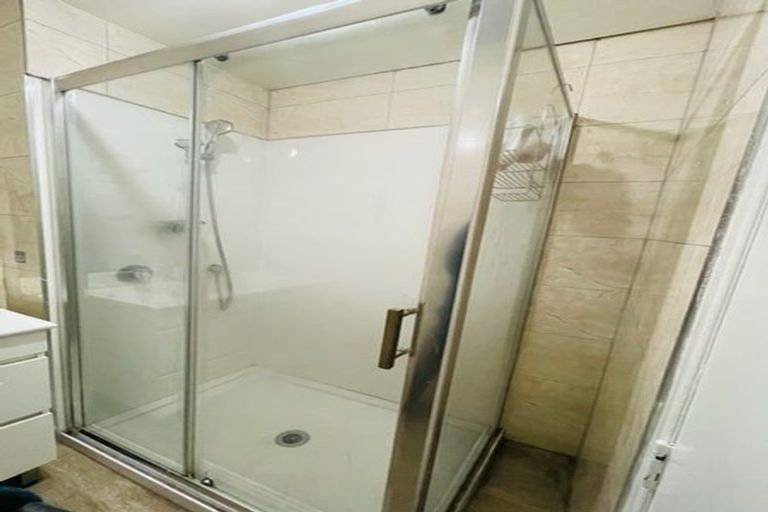 Photo of property in 1 Bendale Place, Papatoetoe, Auckland, 2025