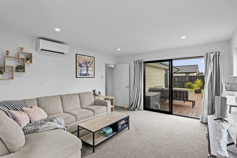 Photo of property in 42 Avanda Avenue, Rolleston, 7615