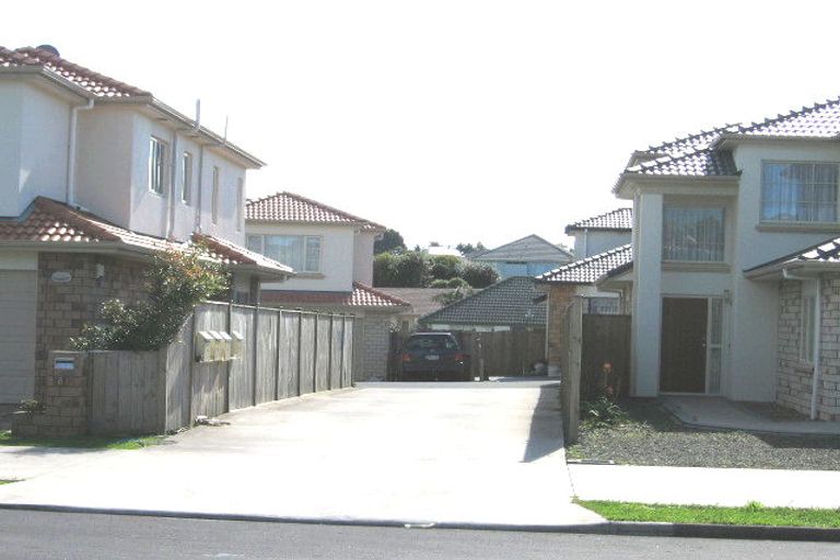 Photo of property in 81a Meadowland Drive, Somerville, Auckland, 2014