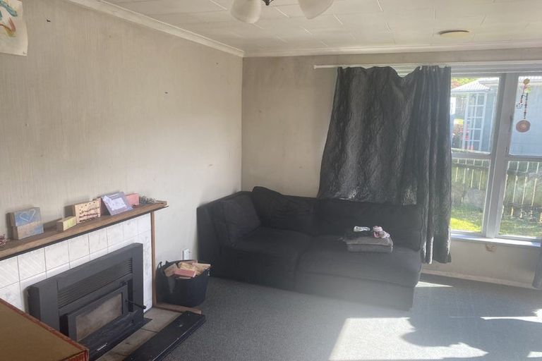 Photo of property in 44 Glenpark Avenue, Frankleigh Park, New Plymouth, 4310