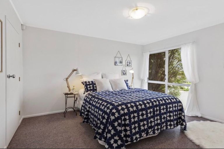 Photo of property in 13 Mallard Grove, Churton Park, Wellington, 6037