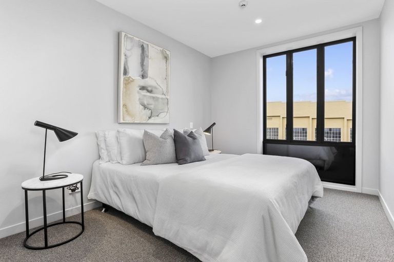 Photo of property in 306/2 Launch Road, Hobsonville, Auckland, 0616