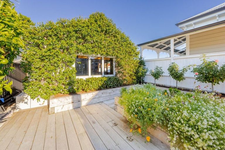 Photo of property in 600 Park Road North, Parkvale, Hastings, 4122