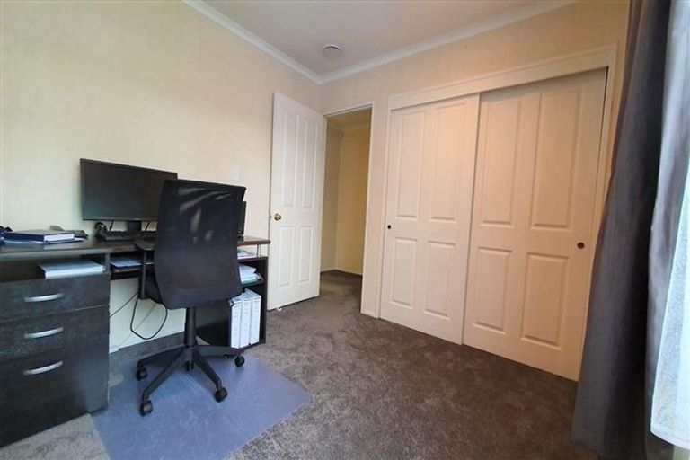 Photo of property in 1/21 Glanworth Place, Dannemora, Auckland, 2016