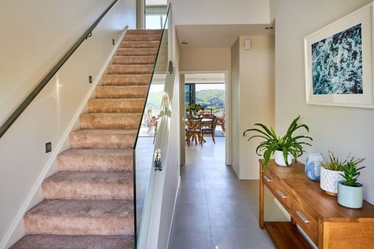 Photo of property in 67 Endeavour Drive, Whitby, Porirua, 5024