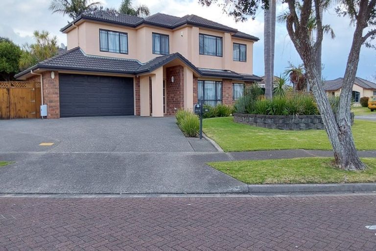 Photo of property in 66 Blackwood Drive, Wattle Downs, Auckland, 2103