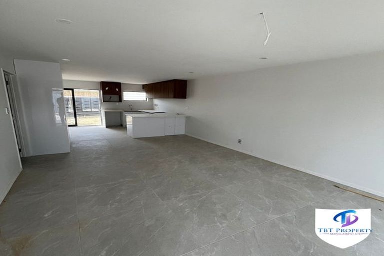Photo of property in 14 Jenkins Place, Manurewa East, Auckland, 2102