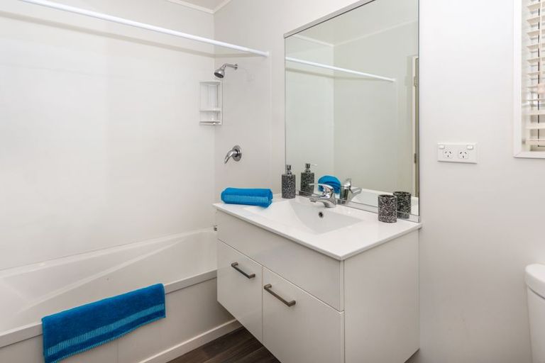 Photo of property in 23 Matatea Avenue, Pukekohe, 2120