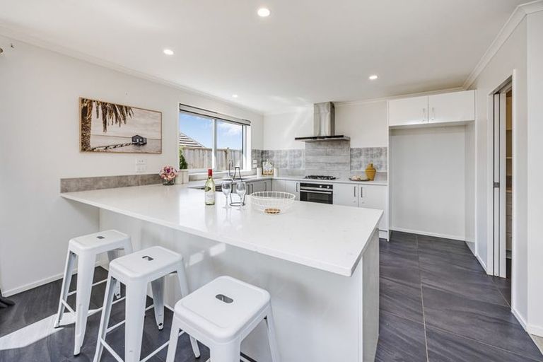 Photo of property in 78 Harriet Johnston Drive, Pokeno, 2402