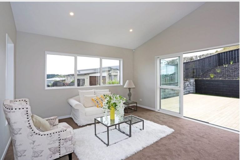 Photo of property in 16 Knoll Rise, Pukekohe, 2120