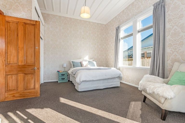 Photo of property in 19 Alfred Street, Roslyn, Palmerston North, 4414