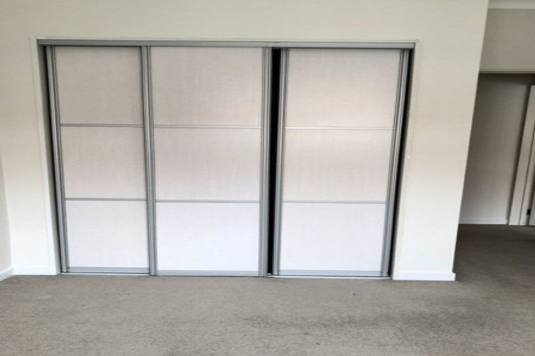 Photo of property in 10/44 Carlos Drive, Flat Bush, Auckland, 2016