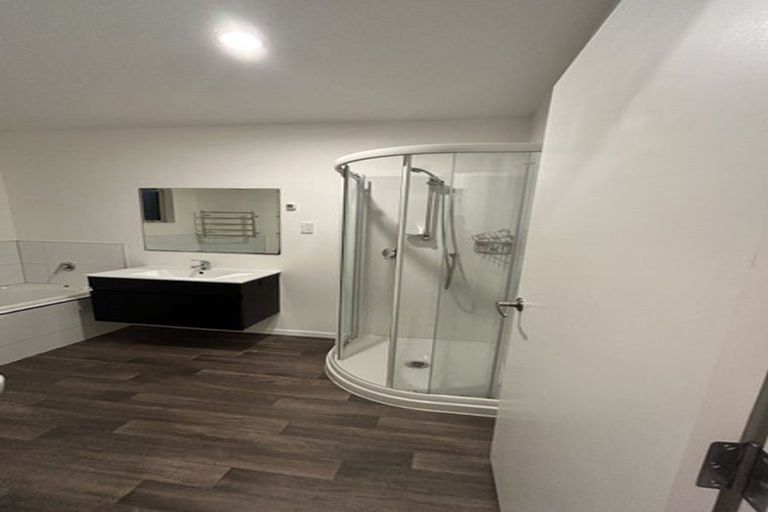 Photo of property in 34 Farnham Street, Mornington, Wellington, 6021
