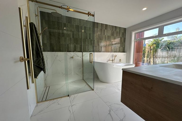 Photo of property in 21 Ruru Street, Waikanae, 5036