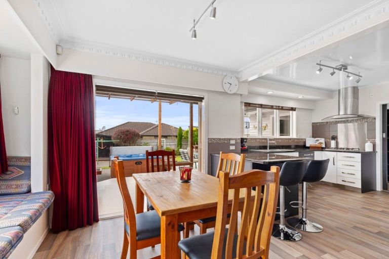 Photo of property in 401 Otumoetai Road, Otumoetai, Tauranga, 3110