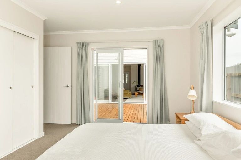 Photo of property in 9 Russell Street, Westport, 7825