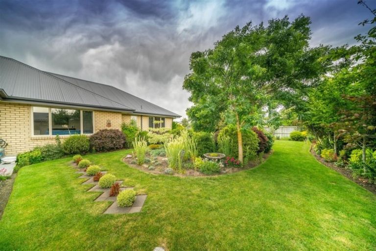 Photo of property in 43 Burnham School Road, Rolleston, 7614