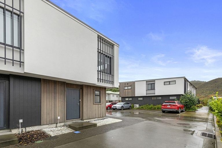 Photo of property in 4/338 Oxford Terrace, Avalon, Lower Hutt, 5011