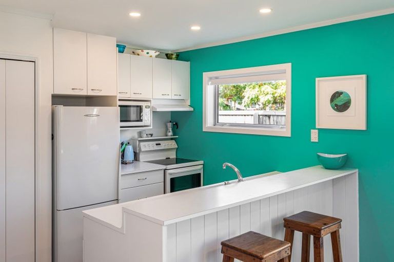 Photo of property in 1/35 Wiggins Street, Sumner, Christchurch, 8081